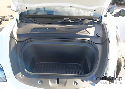 2020 Tesla Model Y из США, поврежденный, VIN 5YJYGDEF1LF049846